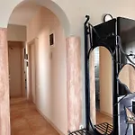 Апартаменты Anthonas House *