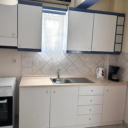 Anthonas House Apartment