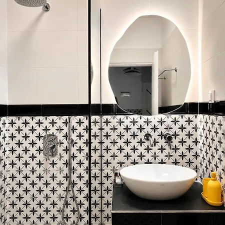 Апартаменты Anthonas House