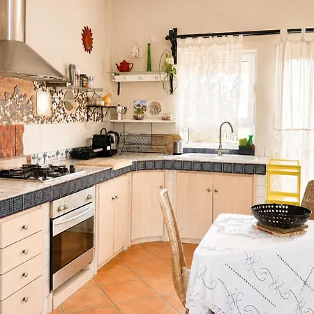 Anthonas House Никити