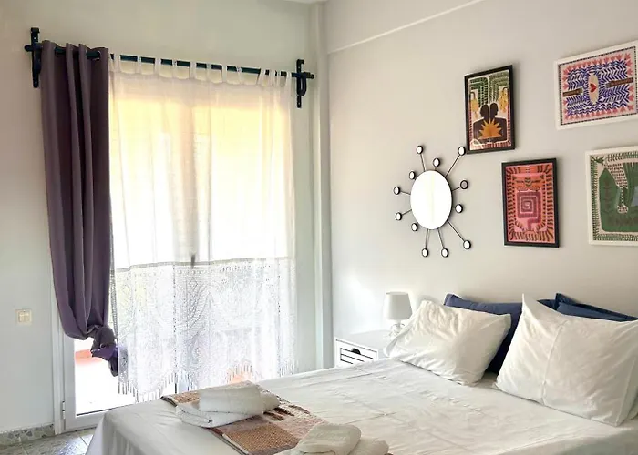 아파트 Anthonas House