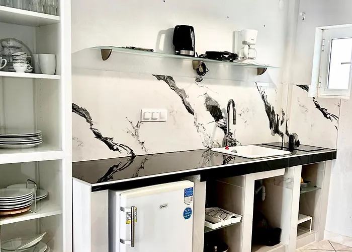 아파트 Anthonas House *