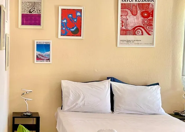 Anthonas House 니키티