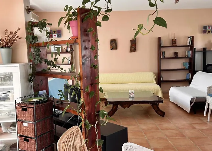 Anthonas House Apartment *